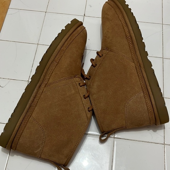 UGG × Charcoal Neumel Chukka Suede in Chestnut Men\'s Sz 11 NEW main image 11